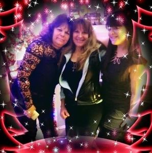 Meet your Posher, Lois